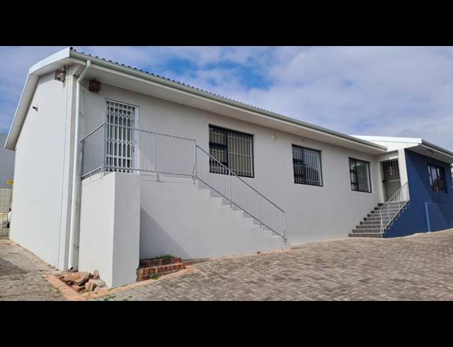 BUSINESS PROPERTY TO RENT IN NEWTON PARK